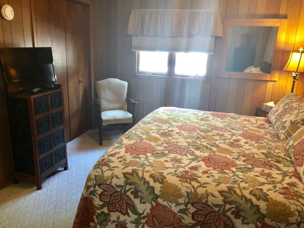 Galena Penthouse Overlooking Main Street With Free Off Street Parking Exterior photo
